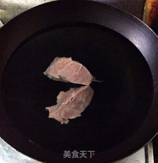 宝宝辅食之原味牛肉松的做法步骤：2