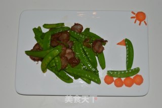 腊肠炒荷兰豆的做法步骤：5