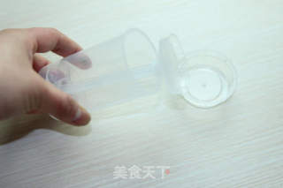 五彩推推乐小蛋糕——风靡欧美Cake Push Pops（高、大、上）的做法步骤：1