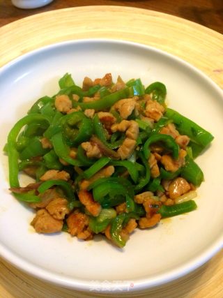 尖椒炒肉粒的做法步骤：11