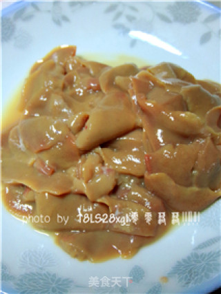泡椒炒腰片——这样做出来的腰片不腥臊的做法步骤：3