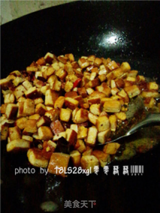 私房菜：韭菜炒豆干的做法步骤：6