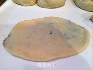 幸福豆沙面包圈&"鸡腿"面包的做法步骤：12