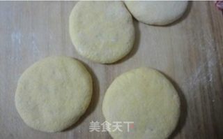 玉米发面饼的做法步骤：11