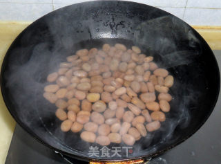 葱香嫩胡豆的做法步骤：1