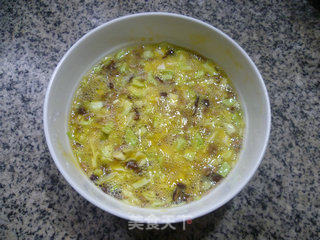茶树菇圆白菜摊鸡蛋的做法步骤：7