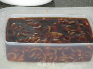 花生肉皮冻的做法步骤：7