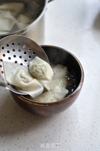 鲜虾肉馄饨的做法步骤：18