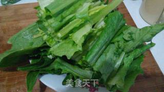 蒜茸油麦菜的做法步骤：1
