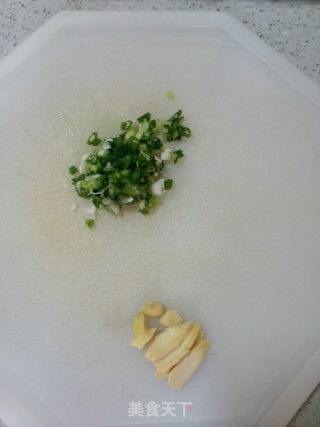 豌豆尖汤的做法步骤：2