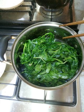 豌豆尖汤的做法步骤：4