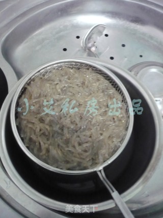 韭菜盒子的做法步骤：1