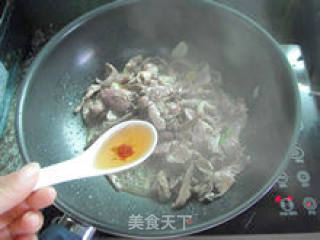 【爆炒猪心】--- 天这么冷，来个荤菜的做法步骤：8