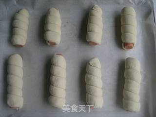 火腿肠卷的做法步骤：7