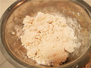 香酥葱油饼的做法步骤：2