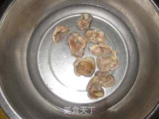 土豆炖鸡胗的做法步骤：3