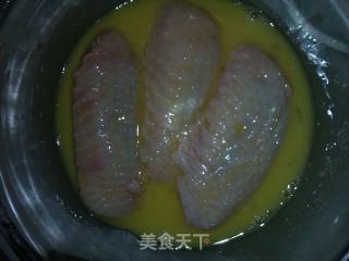 香炸中翅的做法步骤：6