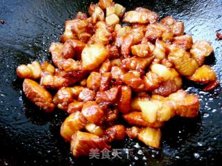 红烧肉的做法步骤：4