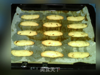 橄榄油辣味饼干的做法步骤：12