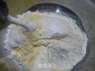 奶香玉米饼的做法步骤：4