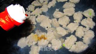 小白菜鱼丸汤的做法步骤：3