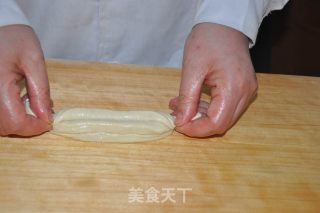 无矾油条的制作工艺的做法步骤：12