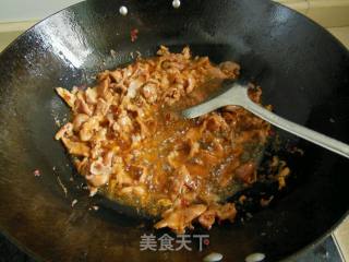 蒜苔炒肉的做法步骤：3
