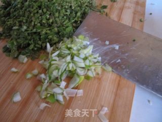 香椿炒鸡蛋的做法步骤：4