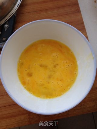 菠菜鸡蛋的做法步骤：2