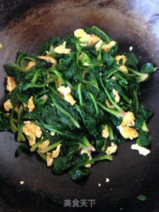 菠菜鸡蛋的做法步骤：4