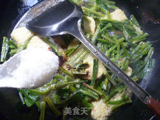 菜蕻干梗烧素鸡的做法步骤：8