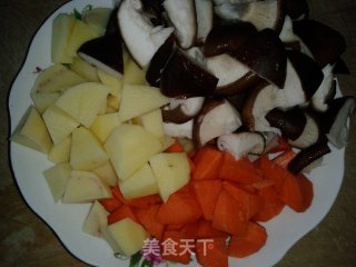 咖喱饭——清爽鲜嫩版的做法步骤：1