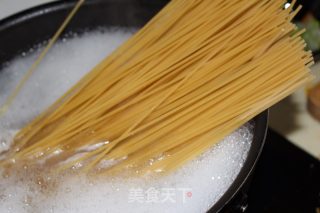 意大利培根芝士面的做法步骤：4