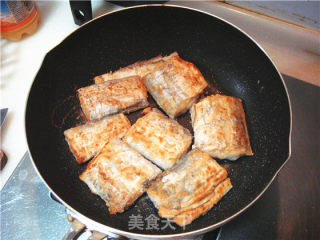 刀鱼烧白菜（带鱼炖白菜）的做法步骤：10