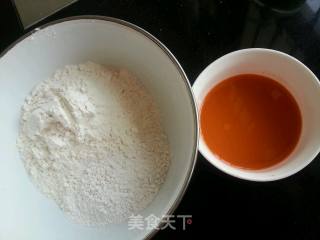 手工胡萝卜面的做法步骤：3