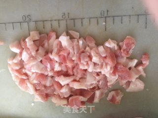 卤肉饭的做法步骤：1