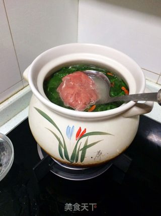 枸杞叶猪肝瘦肉汤的做法步骤：7