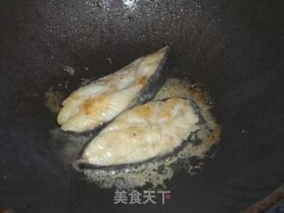 香煎鳕鱼的做法步骤：6