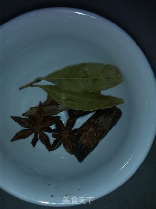 姜汁挠猪蹄的做法步骤：3