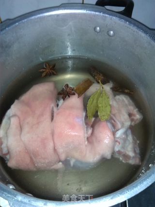 姜汁挠猪蹄的做法步骤：4