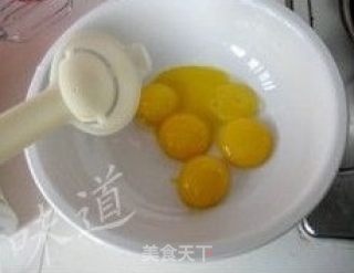 戚风蛋糕的做法步骤：2