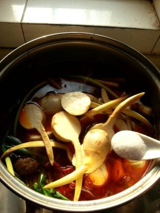 茨菇黄焖鸡的做法步骤：13