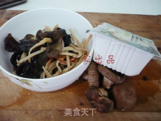 卤汁嫩豆腐的做法步骤：1