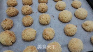 蛋白椰丝球的做法步骤：8