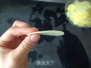 意式脆底土豆披萨的做法步骤：3