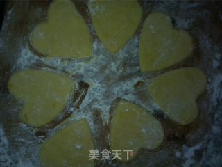 爱心南瓜泡芙的做法步骤：6
