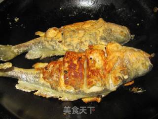 鸡蛋韭菜黄花鱼的做法步骤：9