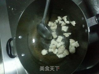 平菇面筋回锅肉的做法步骤：3