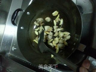 平菇面筋回锅肉的做法步骤：6