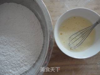 鸡蛋手擀面的做法步骤：2
